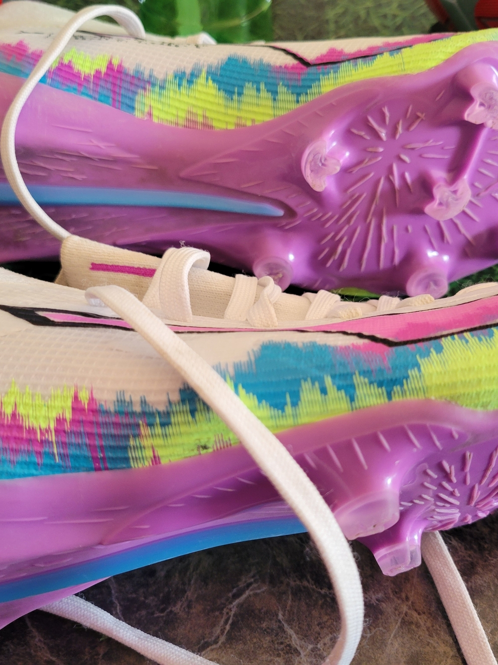 Puma Womens Soccer Cleats Size 6 - Picture 6 of 10